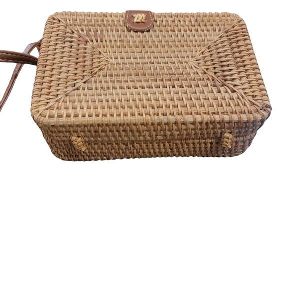 Brown Wicker Square Purse - Picture 5 of 5